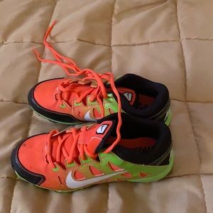 Nike softball cleats